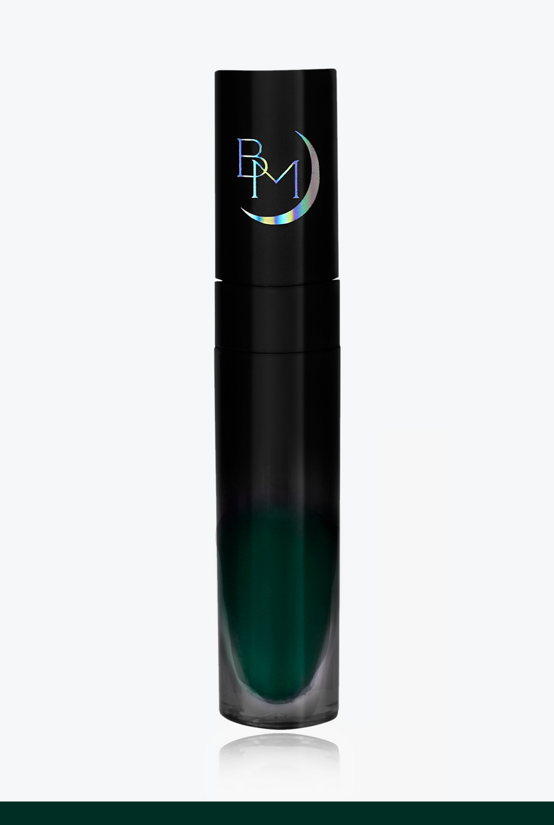 HOLLOWS – Black Moon Cosmetics