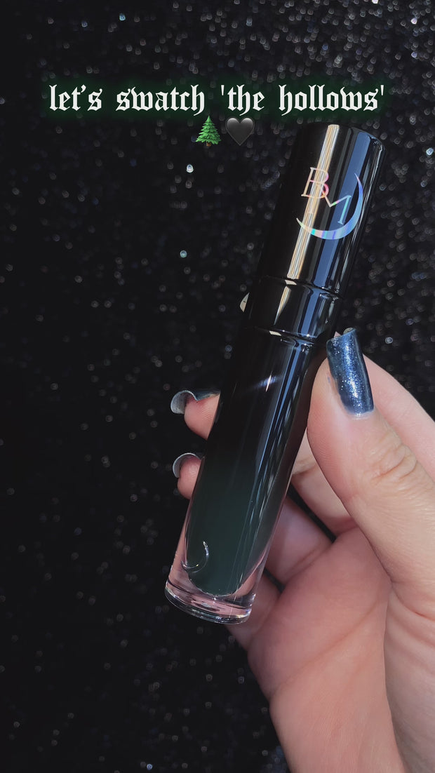 HOLLOWS – Black Moon Cosmetics