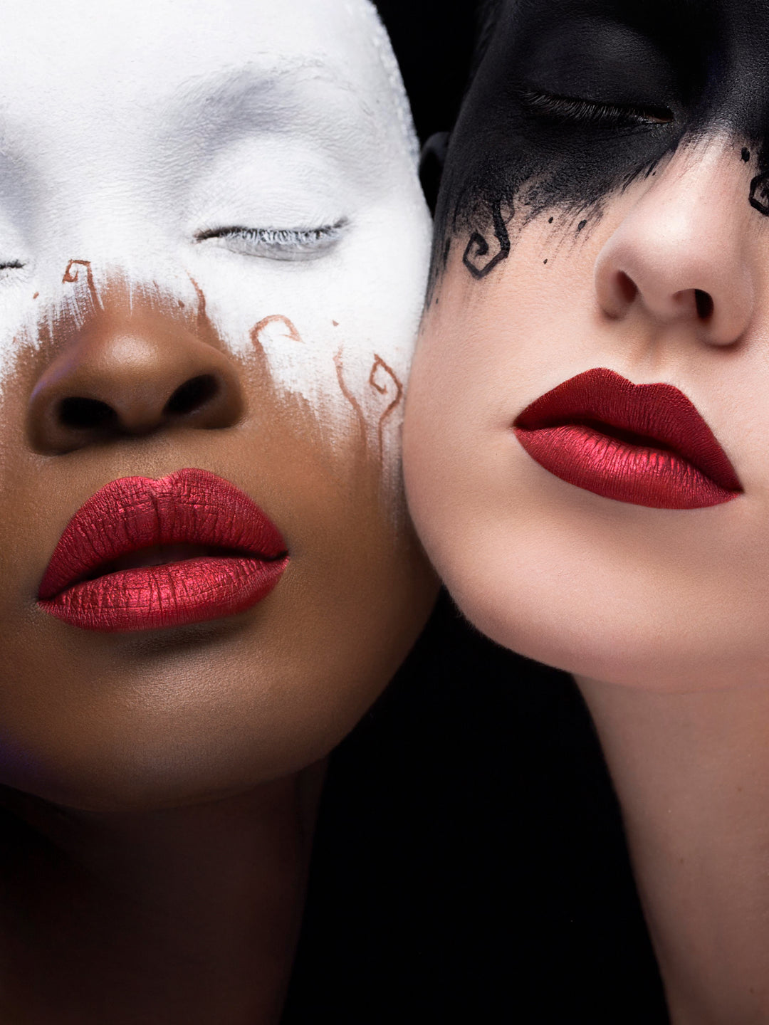 DEVILLE – Black Moon Cosmetics